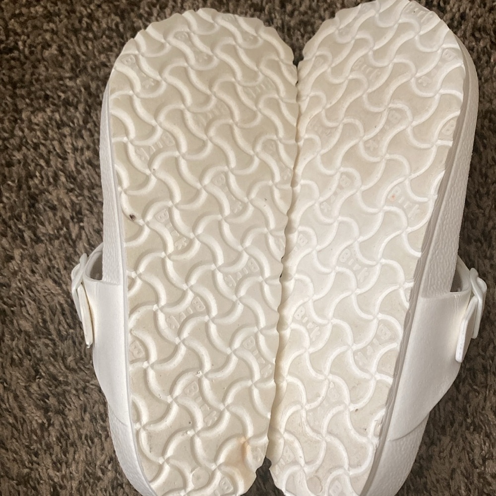 EUC Birkenstock white sandals Sz 38 - Picture 3 of 3